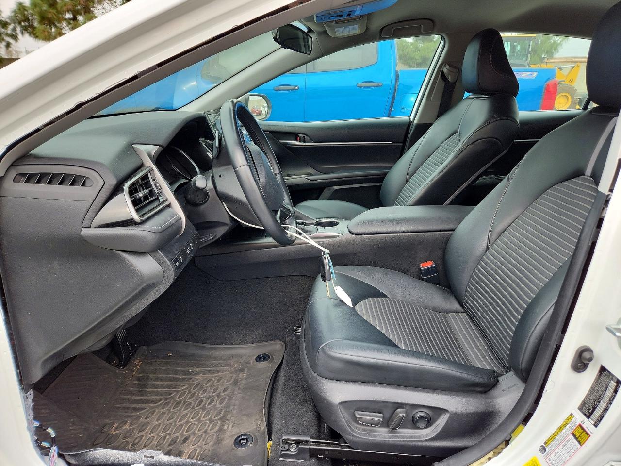 2022 TOYOTA CAMRY SE photo 19