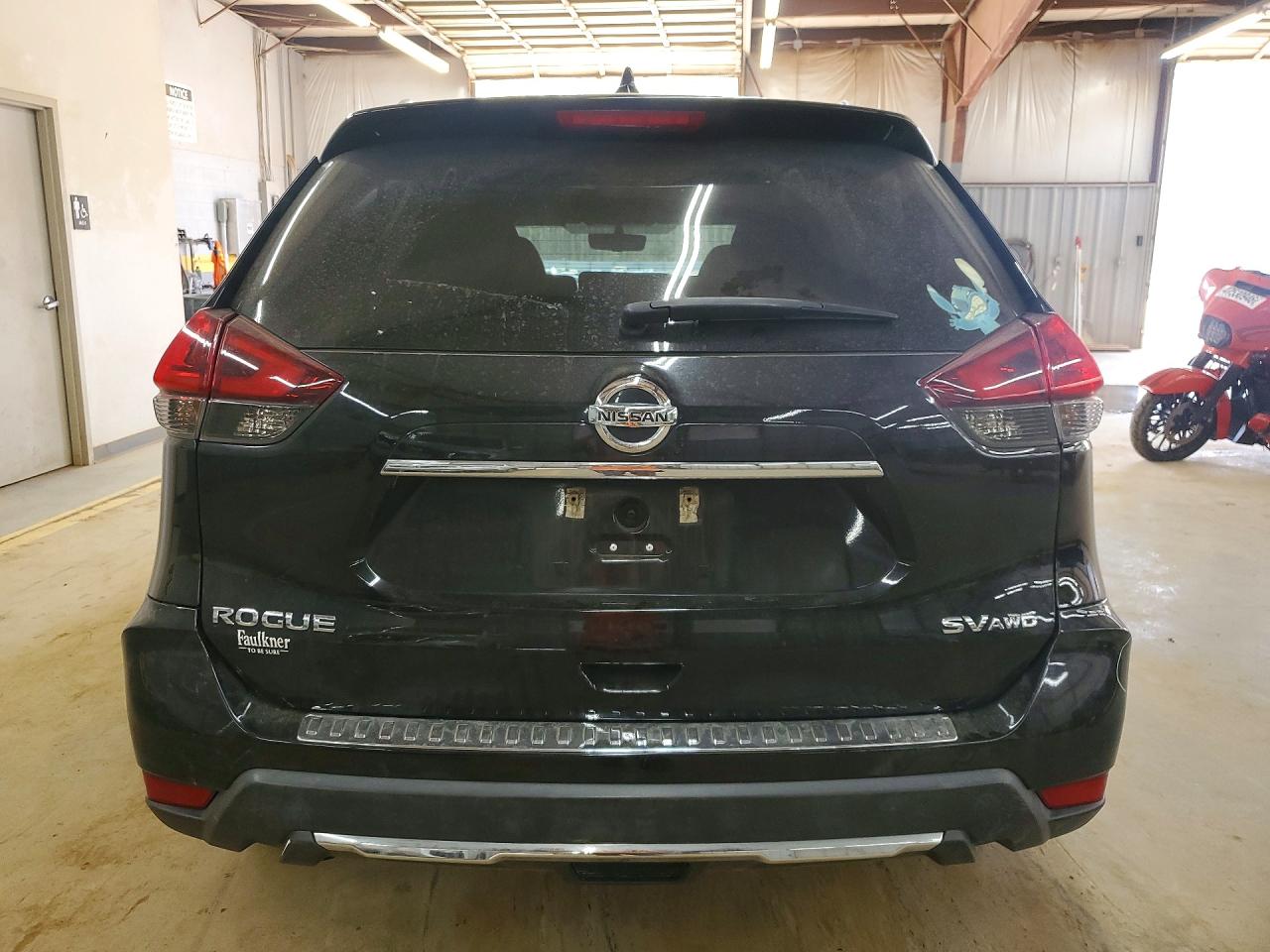 2018 NISSAN ROGUE SV photo 11