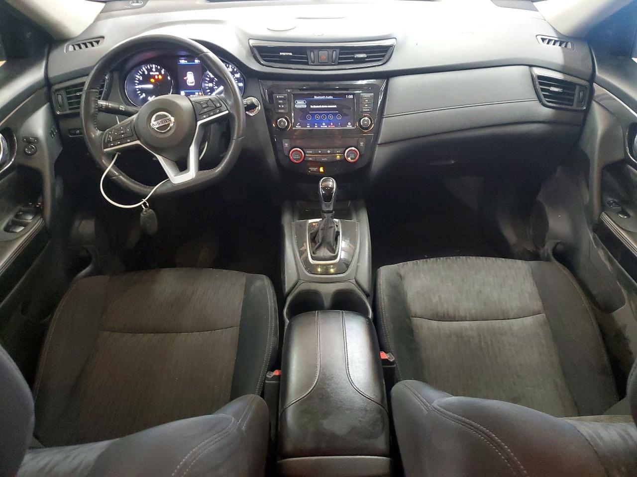 2018 NISSAN ROGUE SV photo 15