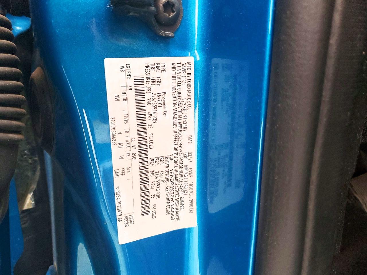 2017 FORD FOCUS SE photo 34