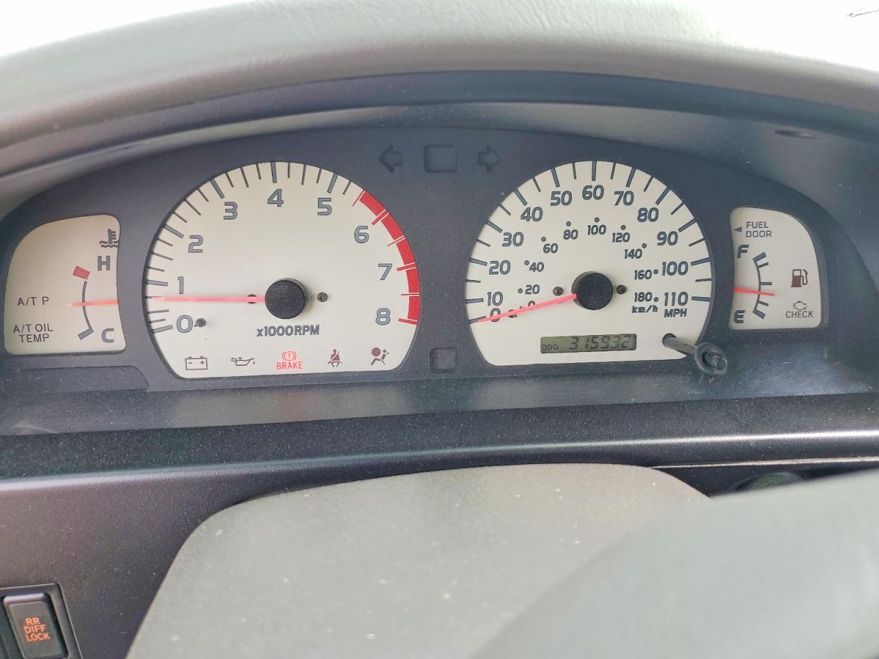 2004 TOYOTA TACOMA V6 photo 9