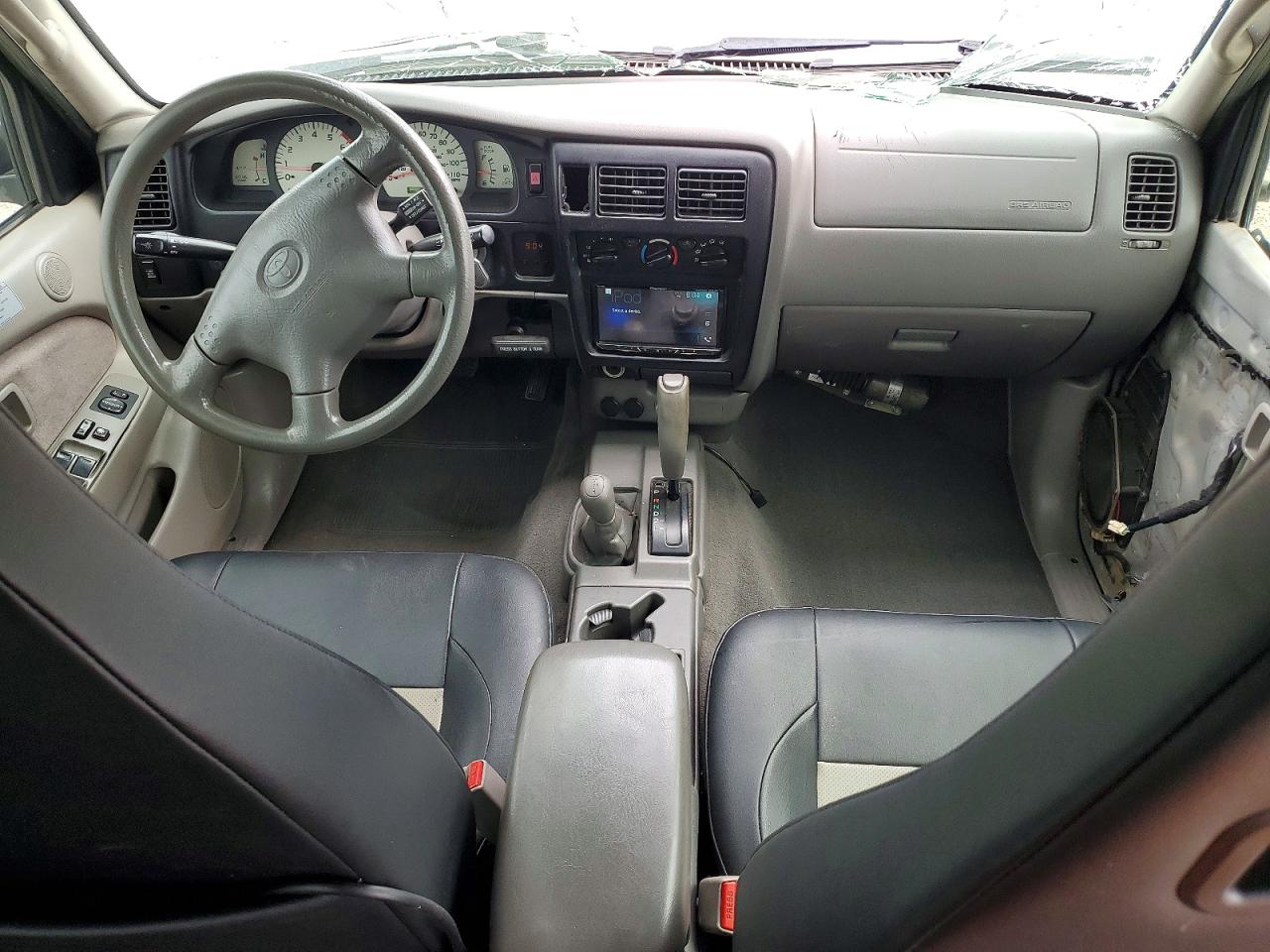2004 TOYOTA TACOMA V6 photo 8