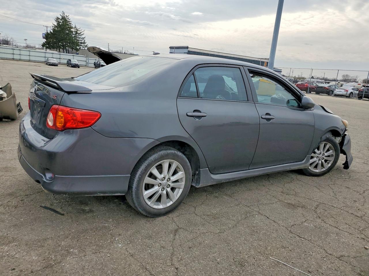 2010 TOYOTA COROLLA S photo 5