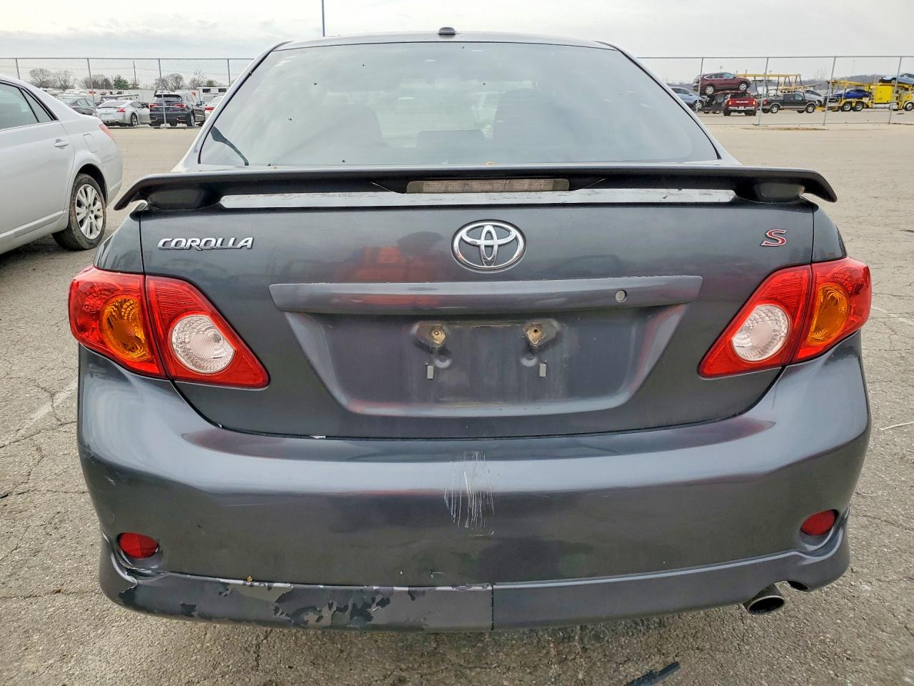 2010 TOYOTA COROLLA S photo 11