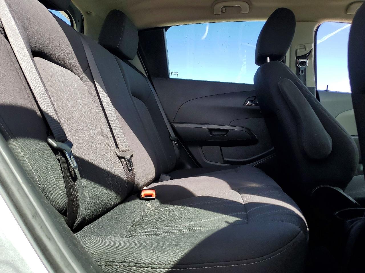 2014 CHEVROLET SONIC LT photo 11