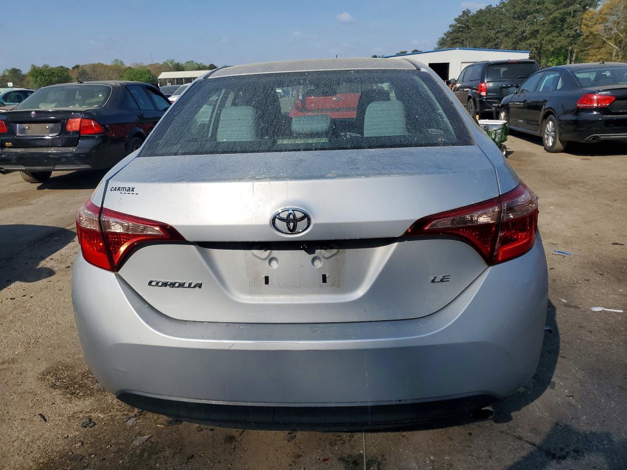 2019 TOYOTA COROLLA LE photo 6