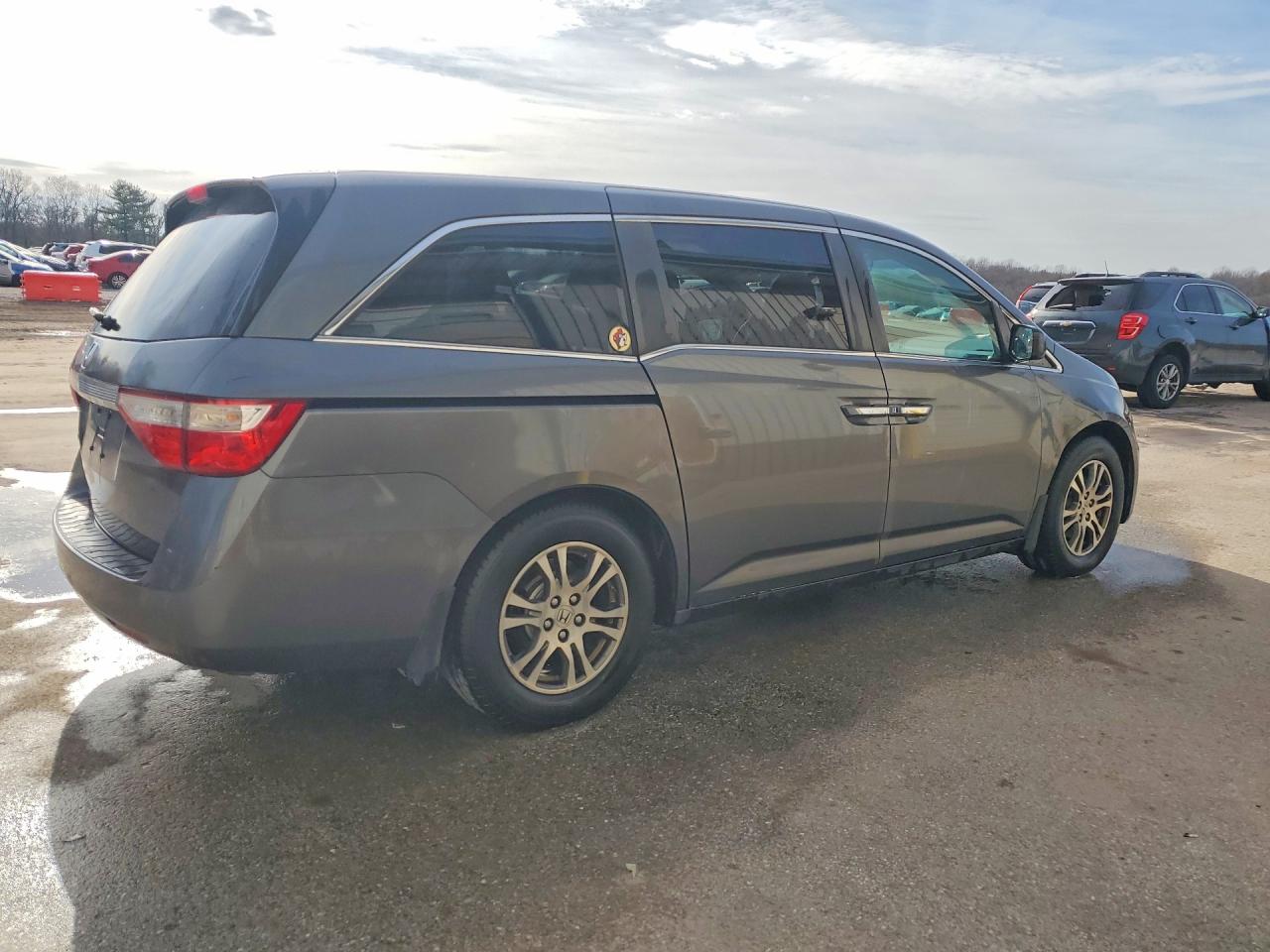 2012 HONDA ODYSSEY EXL photo 3
