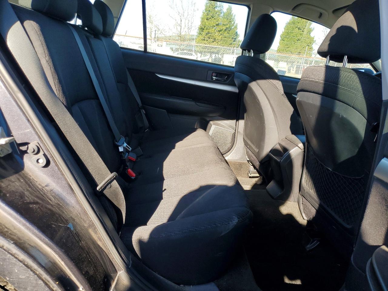 2012 SUBARU OUTBACK 2.5I photo 11