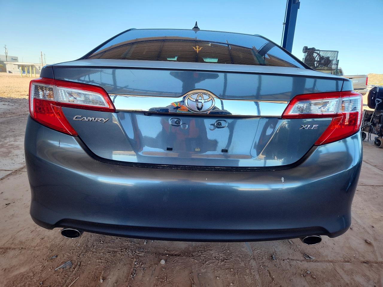 2012 TOYOTA CAMRY XLE V6 photo 6