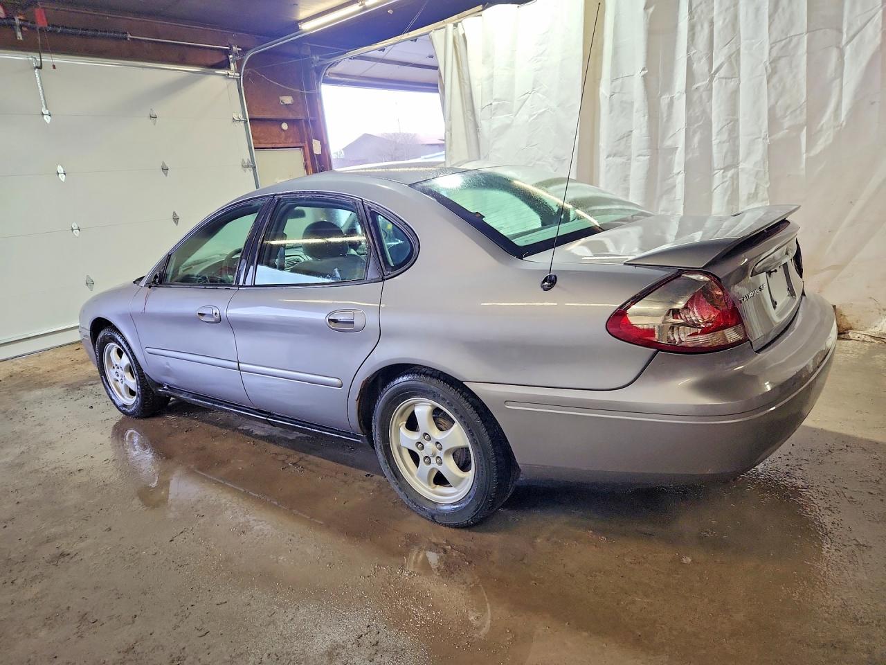 2007 FORD TAURUS SE photo 4