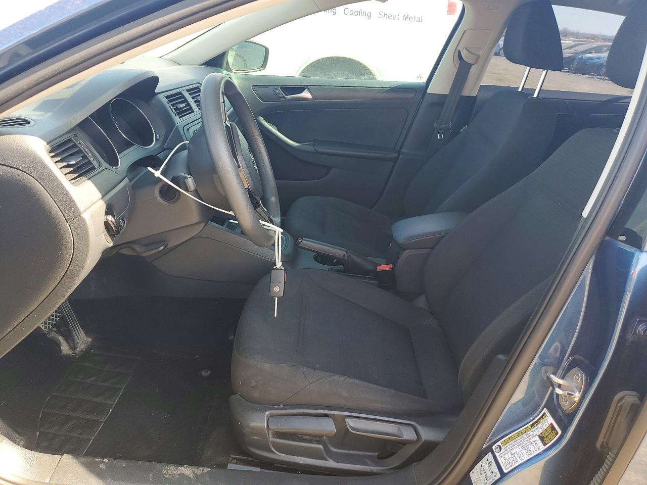 2016 VOLKSWAGEN JETTA S photo 19