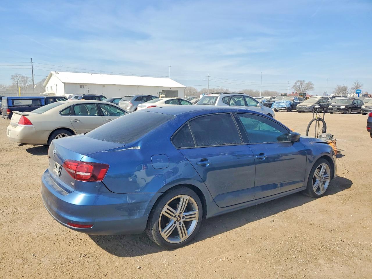 2016 VOLKSWAGEN JETTA S photo 7