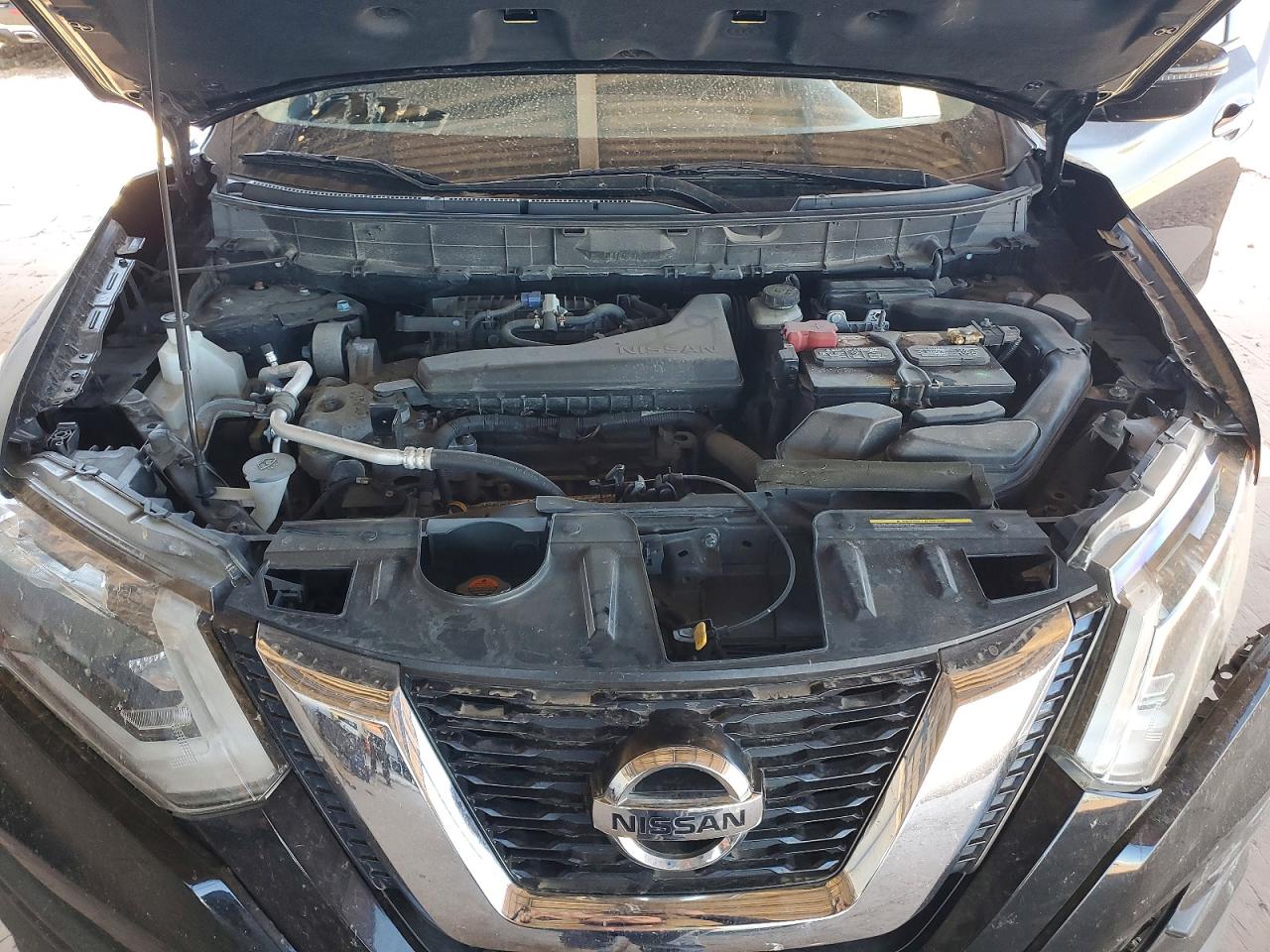 2017 NISSAN ROGUE SV photo 21
