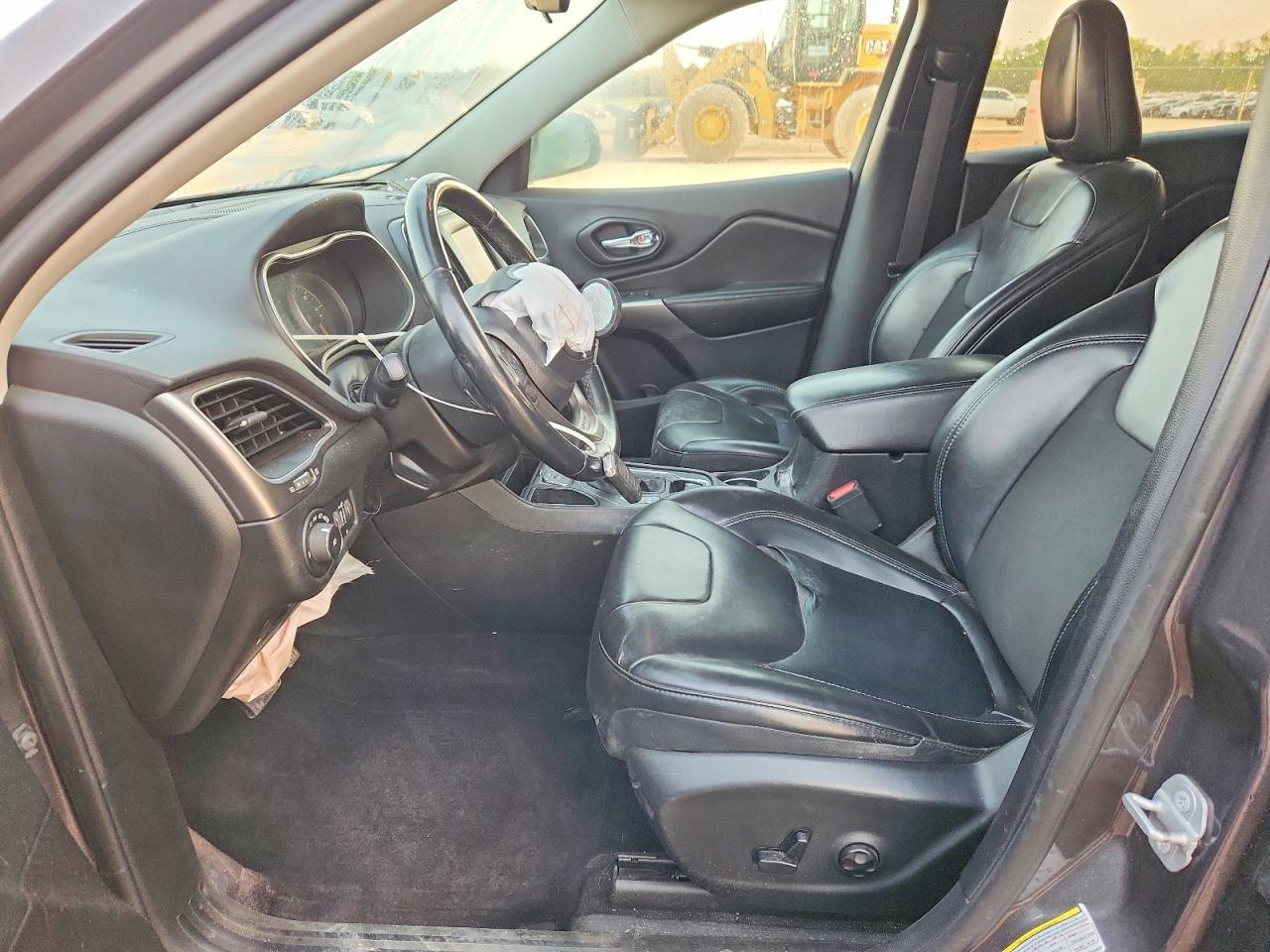 2019 JEEP CHEROKEE LATITUDE PLUS photo 7