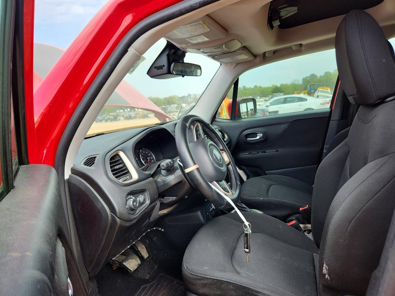 2015 JEEP RENEGADE LATITUDE photo 7