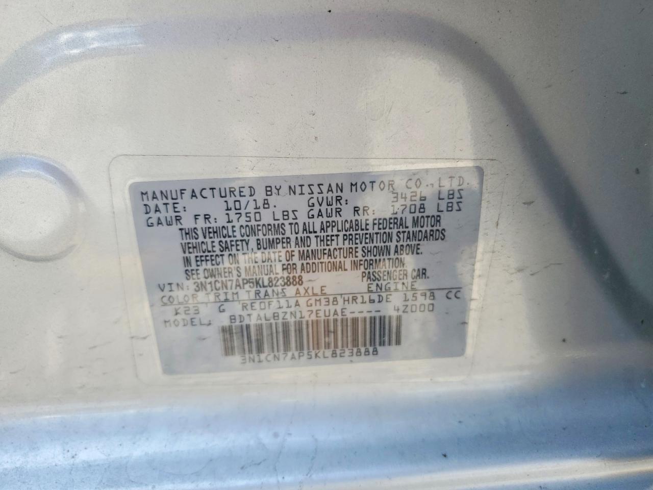 2019 NISSAN VERSA SV photo 23