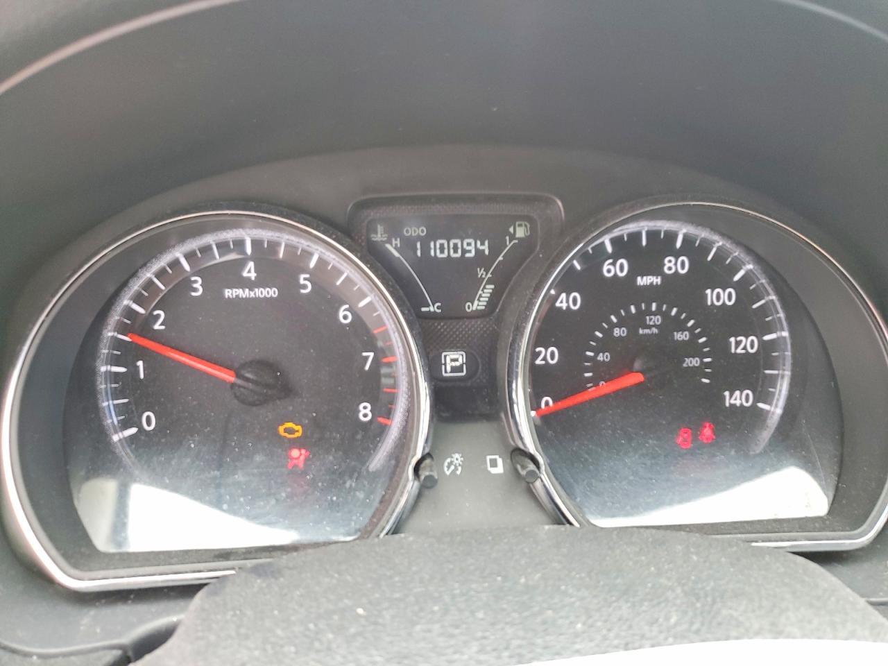 2019 NISSAN VERSA SV photo 17