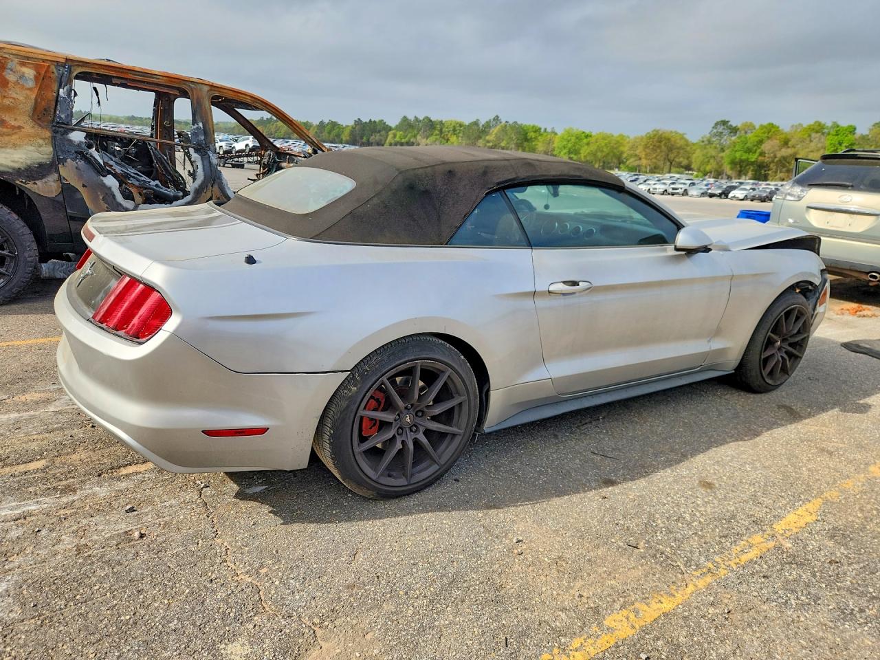 2016 FORD MUSTANG photo 3
