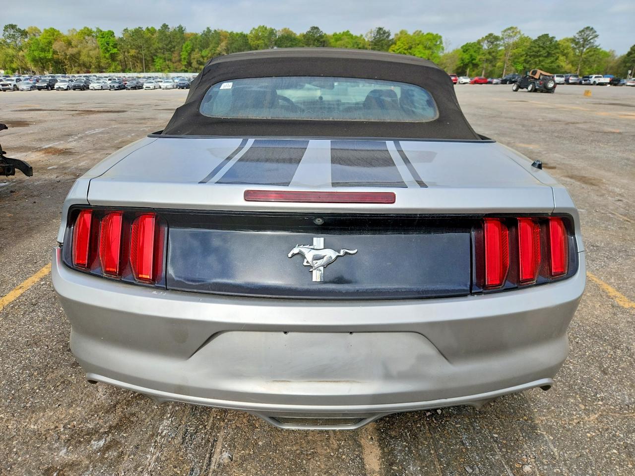 2016 FORD MUSTANG photo 6
