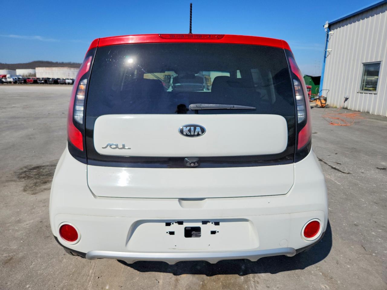 2017 KIA SOUL + photo 16
