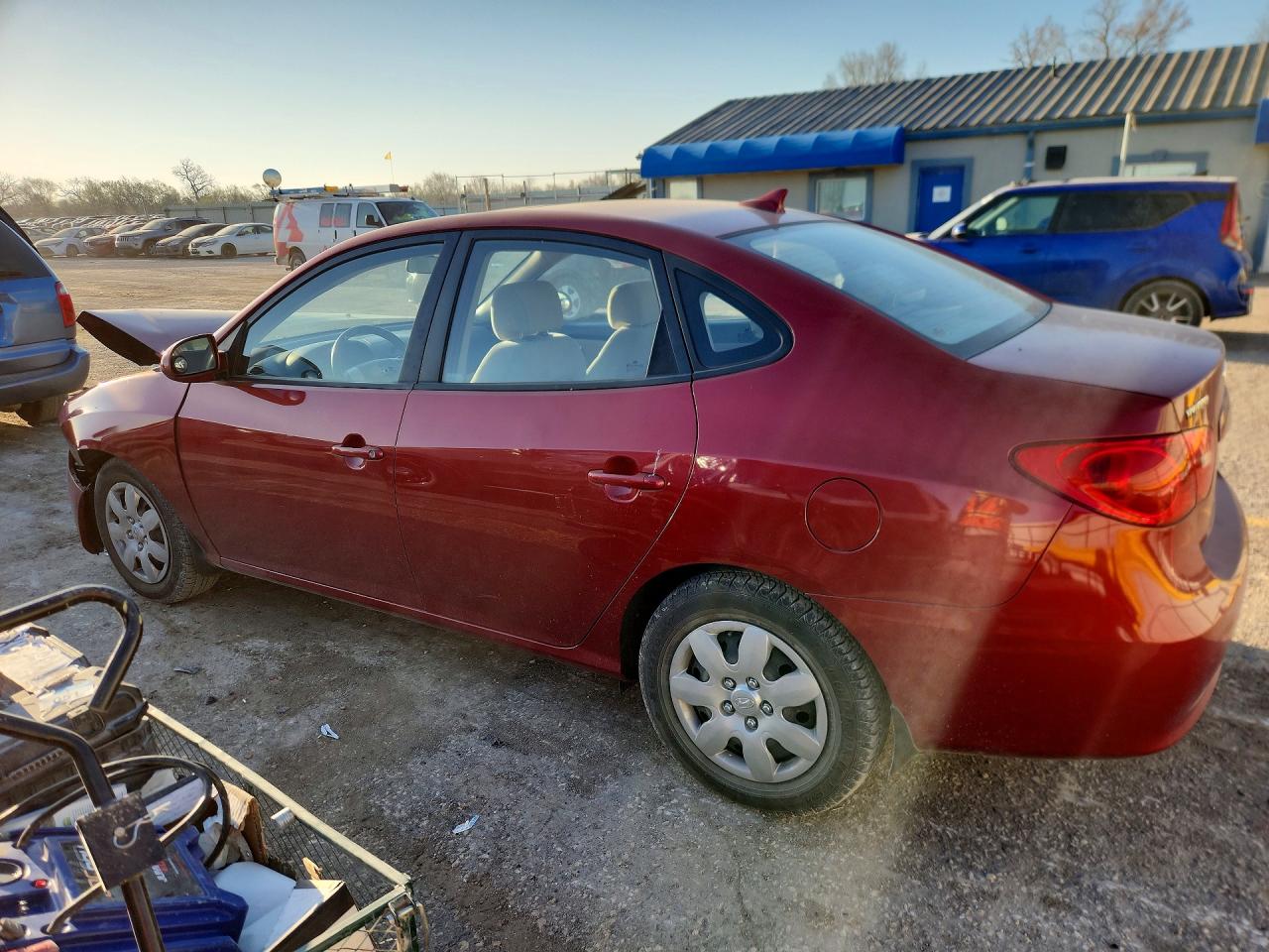 2009 HYUNDAI ELANTRA photo 2