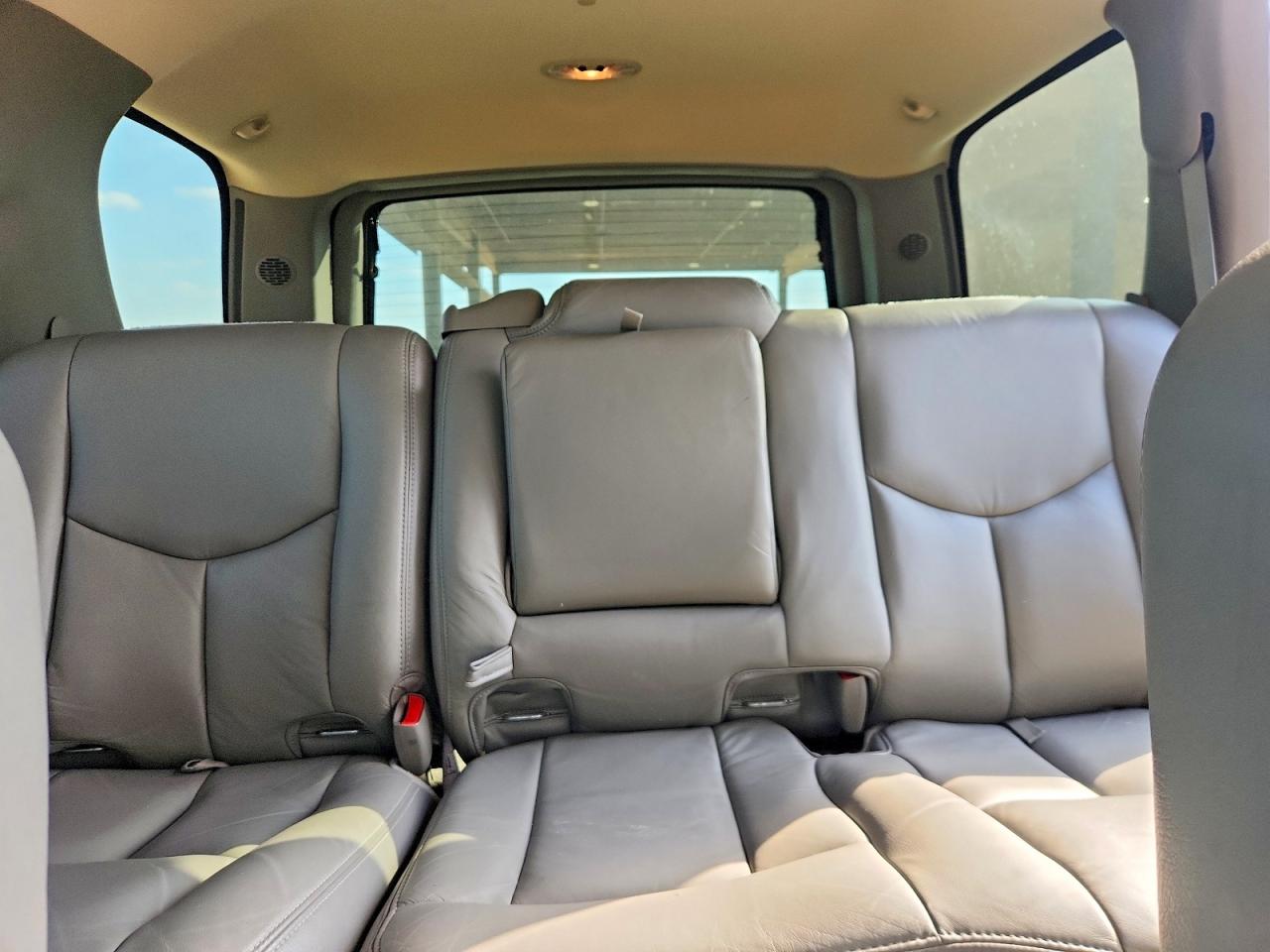 2003 CHEVROLET TAHOE C1500 photo 19