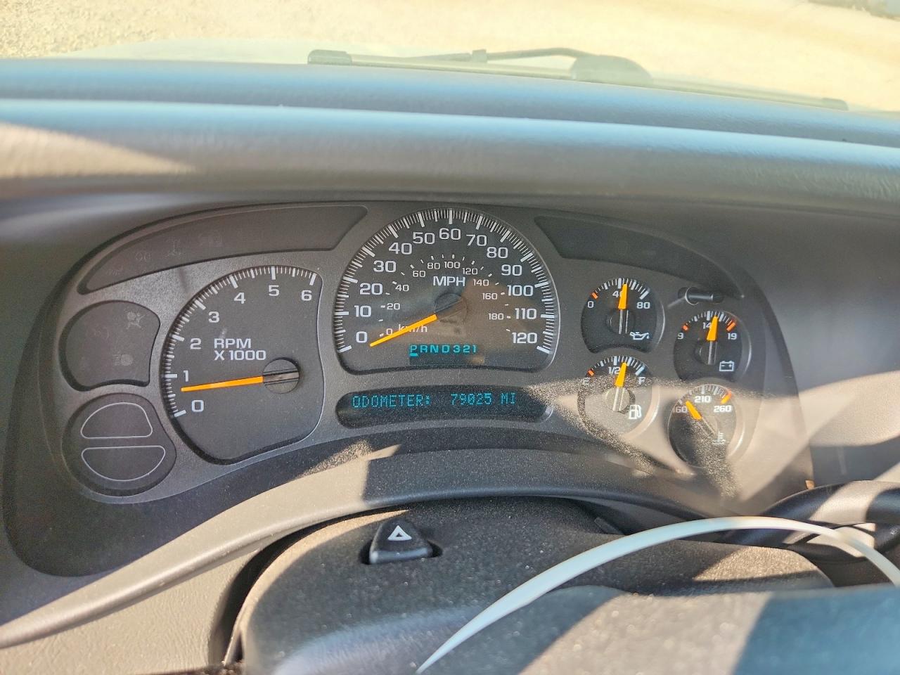 2003 CHEVROLET TAHOE C1500 photo 17