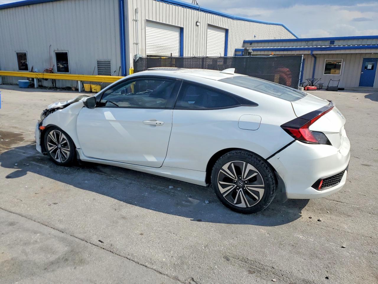 2016 HONDA CIVIC EX photo 3