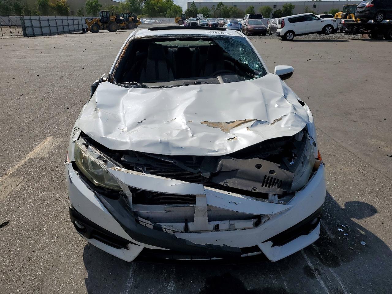 2016 HONDA CIVIC EX photo 9