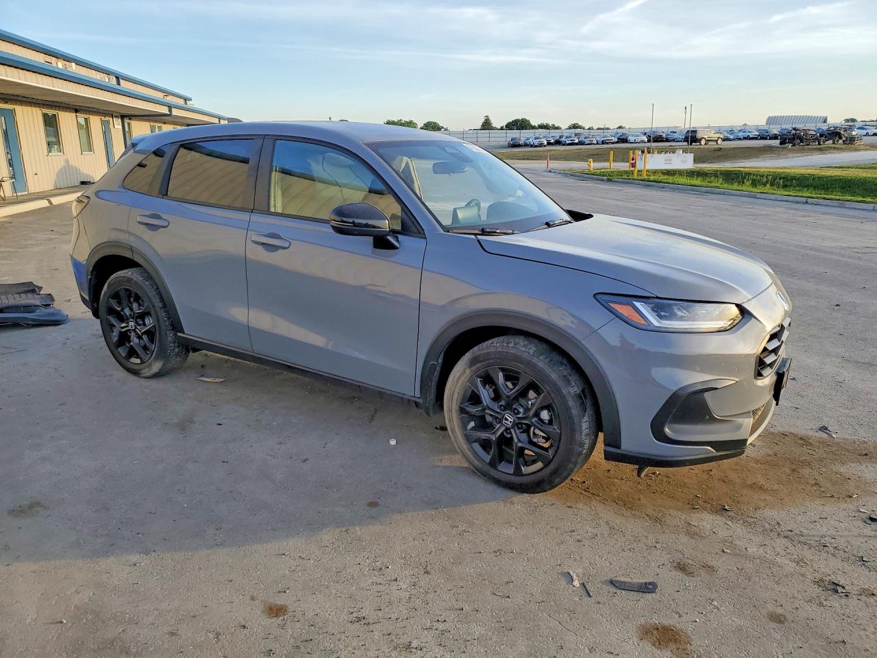 2024 HONDA HR-V SPORT photo 4