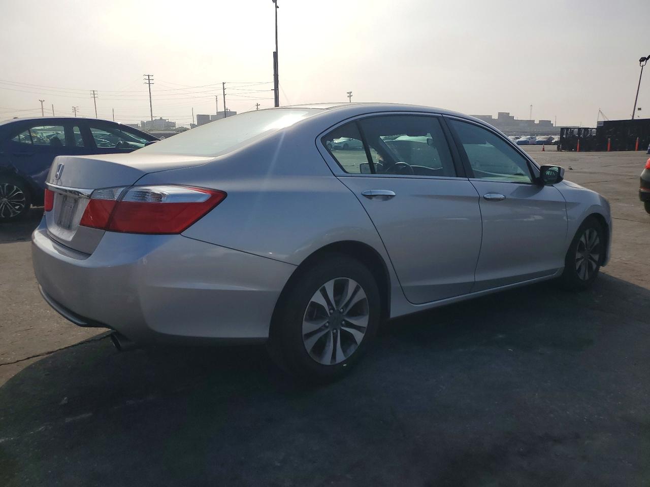 2013 HONDA ACCORD LX photo 5