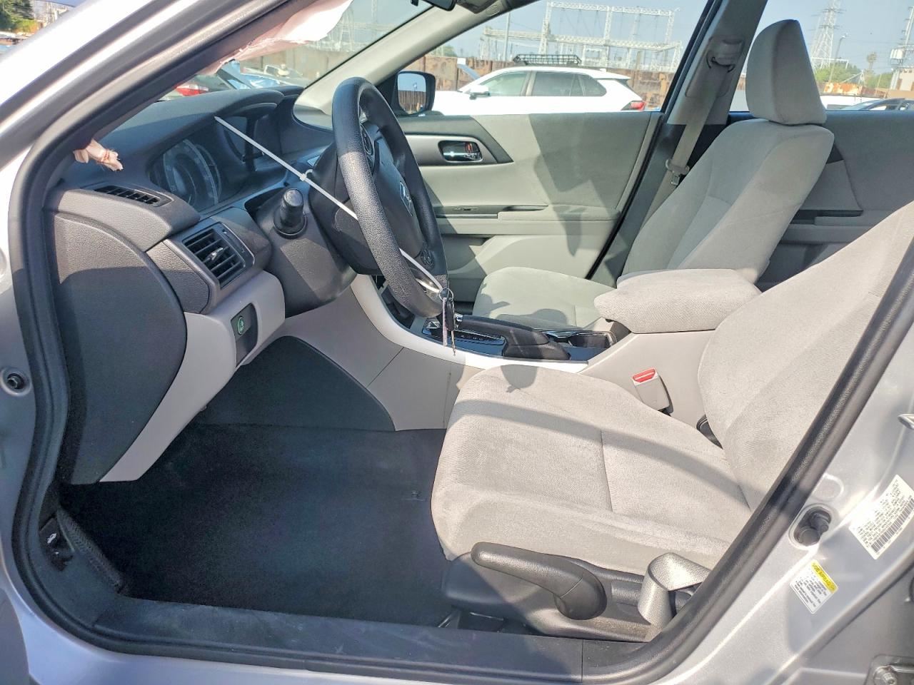 2013 HONDA ACCORD LX photo 13
