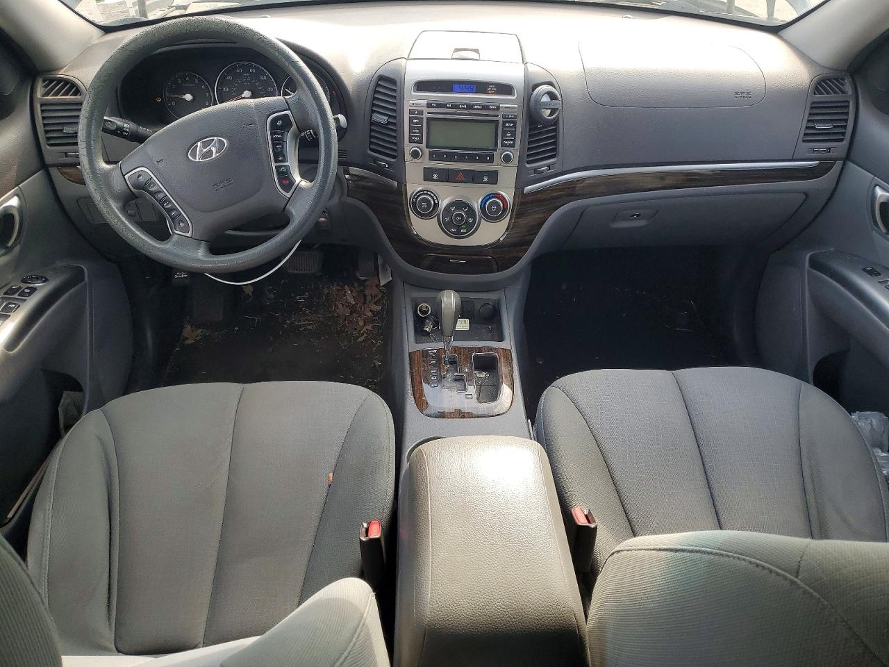 2011 HYUNDAI SANTA FE GLS photo 8