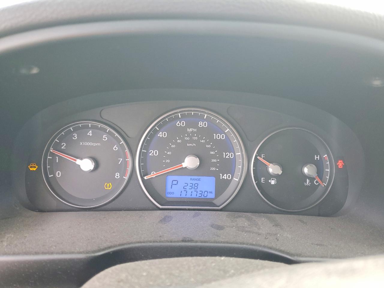 2011 HYUNDAI SANTA FE GLS photo 9
