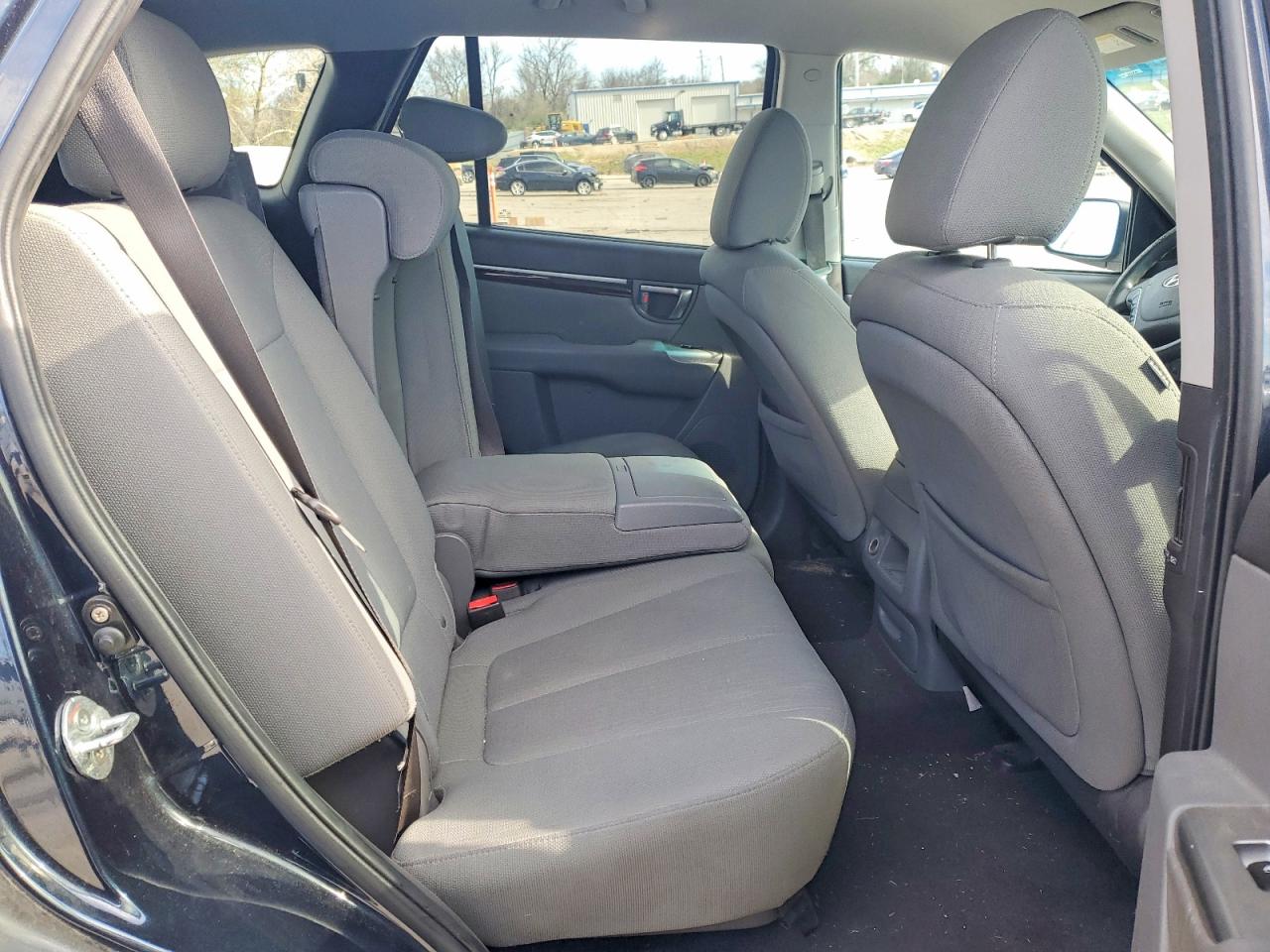 2011 HYUNDAI SANTA FE GLS photo 11