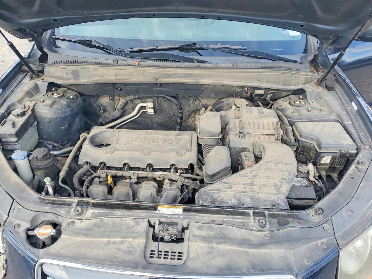 2011 HYUNDAI SANTA FE GLS photo 12