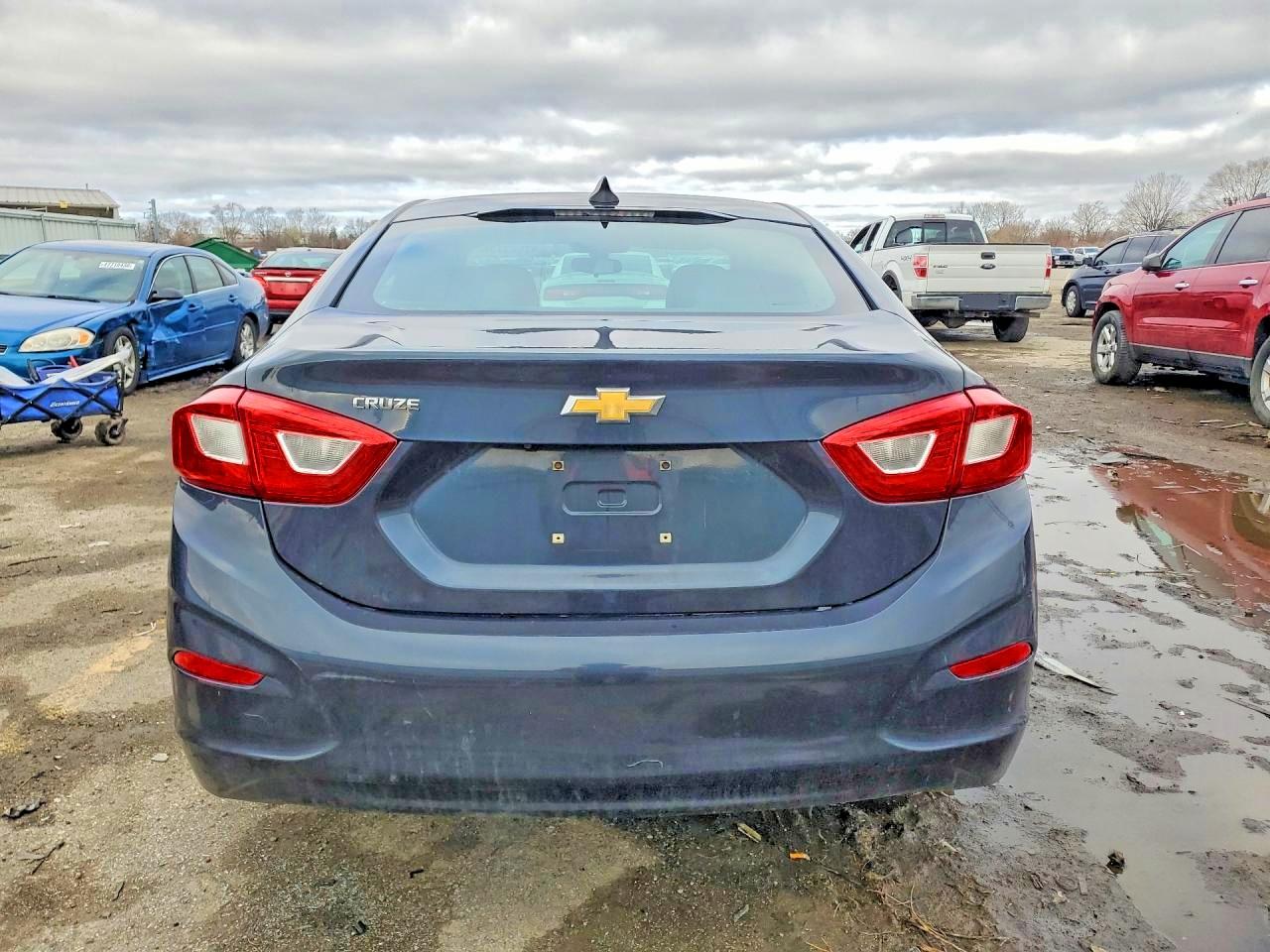 2016 CHEVROLET CRUZE LS photo 16