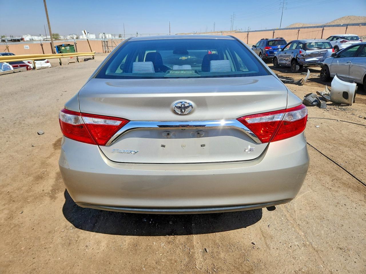2017 TOYOTA CAMRY LE photo 6
