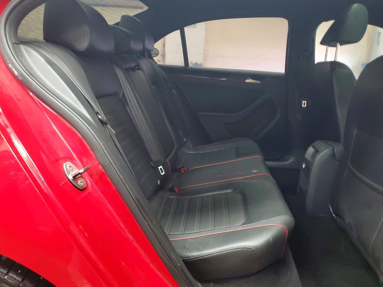 2014 VOLKSWAGEN JETTA GLI photo 19