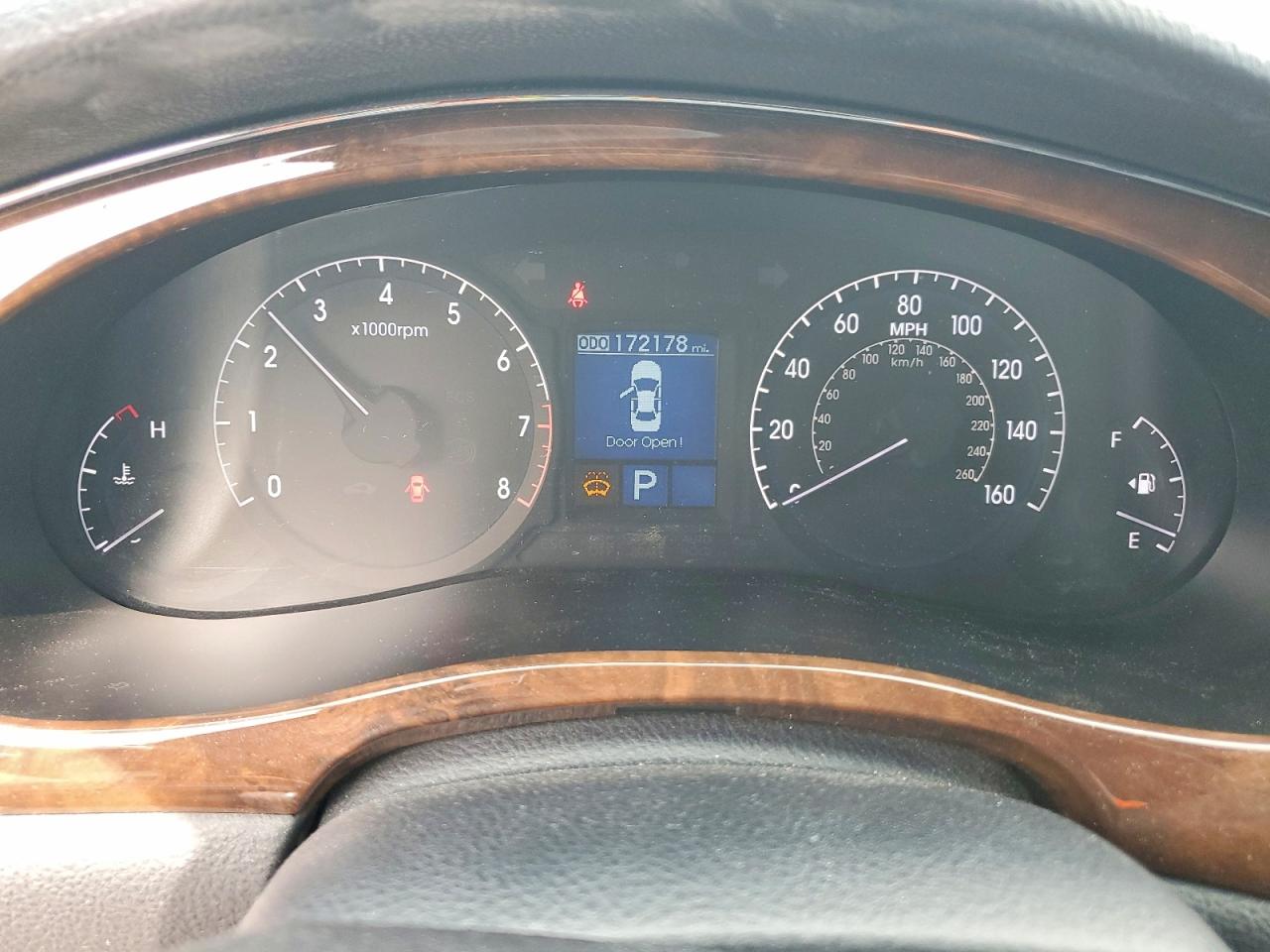 2011 HYUNDAI GENESIS 3.8L V6 photo 25