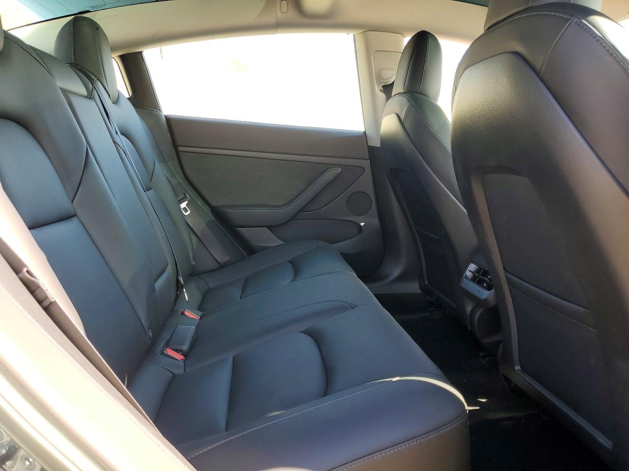2022 TESLA MODEL 3 photo 28