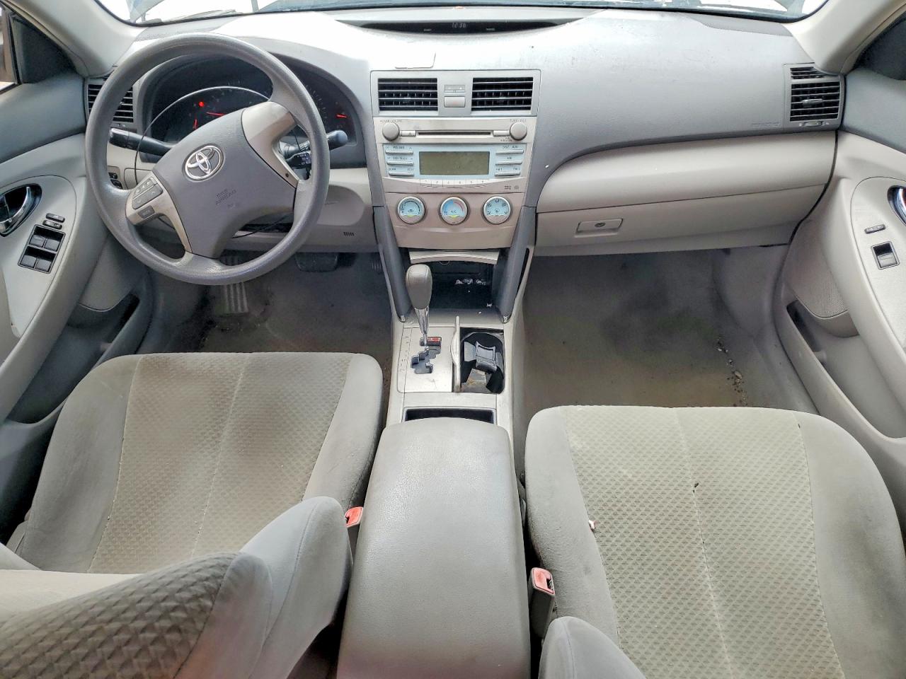 2009 TOYOTA CAMRY BASE photo 8