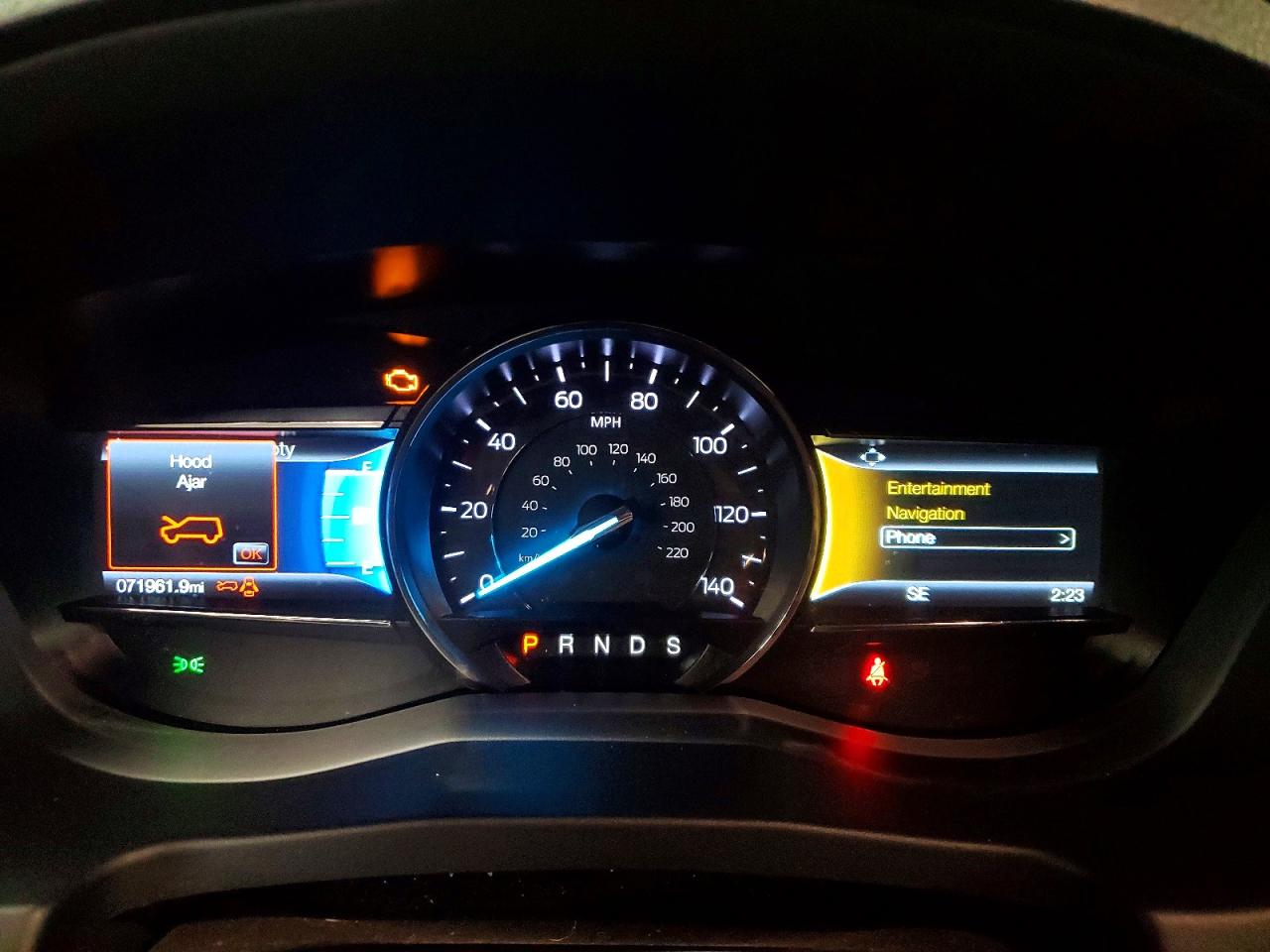 2019 FORD EXPLORER XLT photo 17
