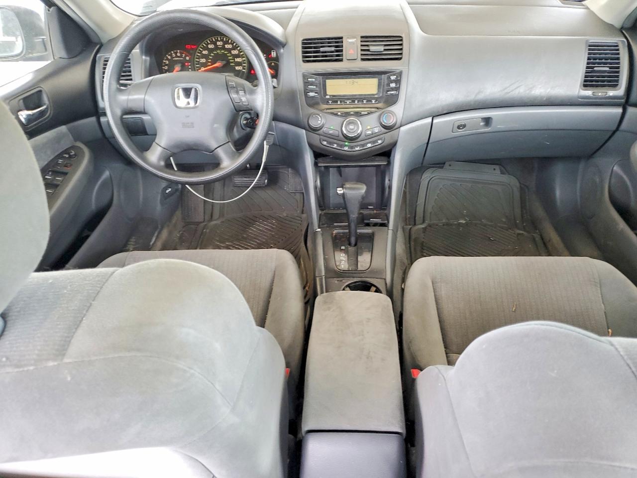 2005 HONDA ACCORD LX photo 15