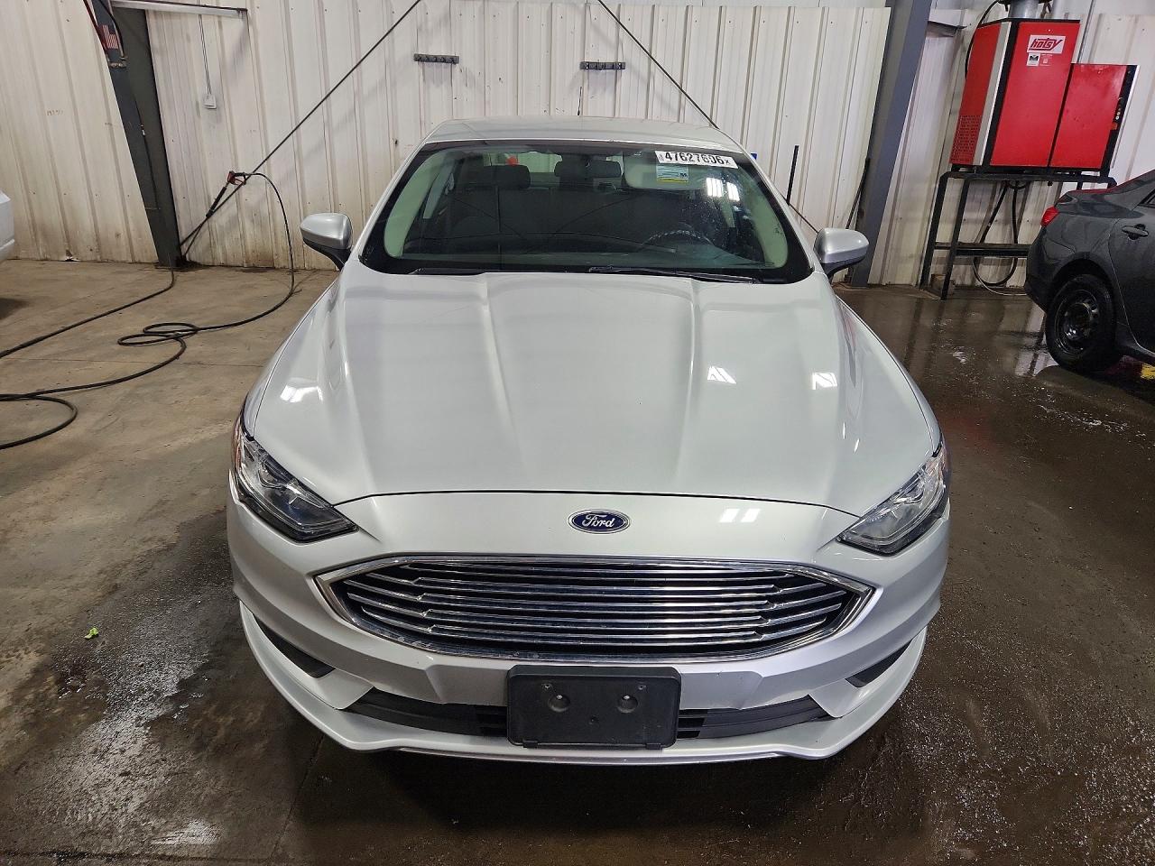 2017 FORD FUSION SE photo 5