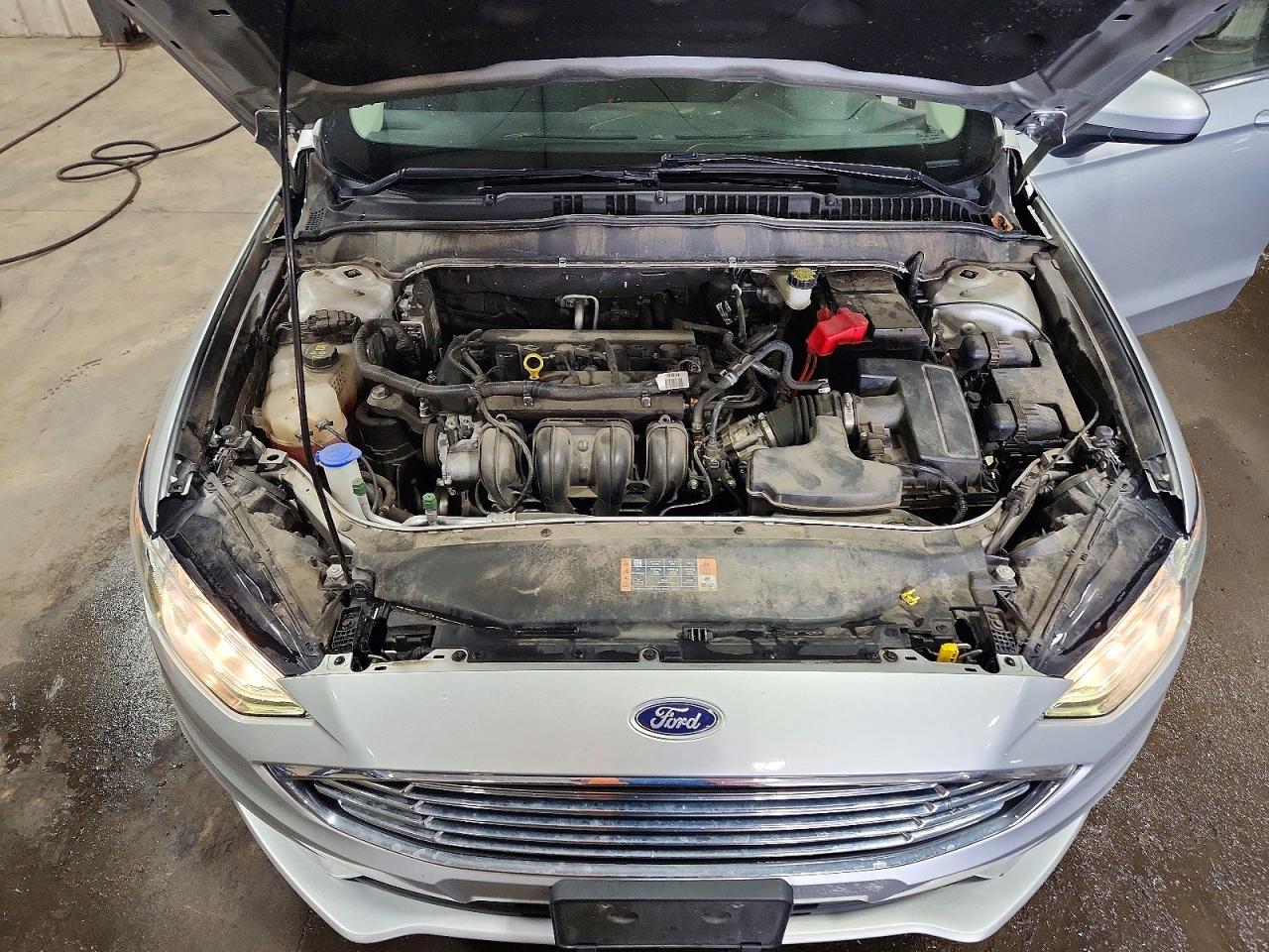 2017 FORD FUSION SE photo 11
