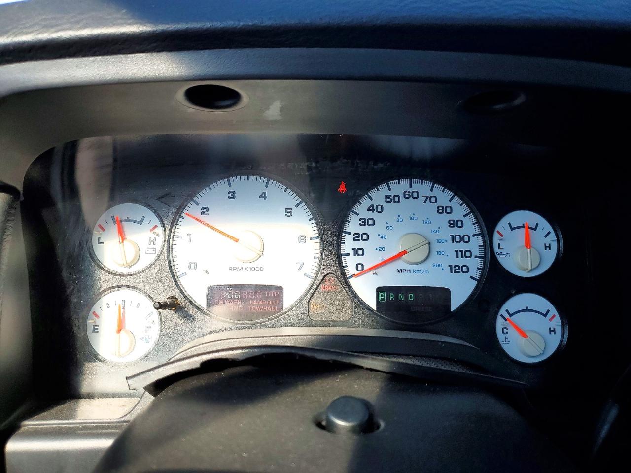 2004 DODGE RAM 1500 ST photo 17