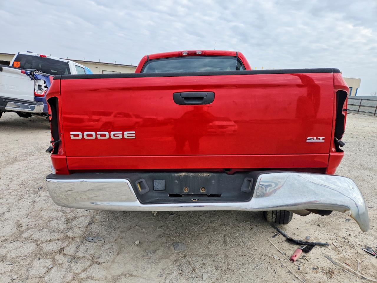 2004 DODGE RAM 1500 ST photo 11
