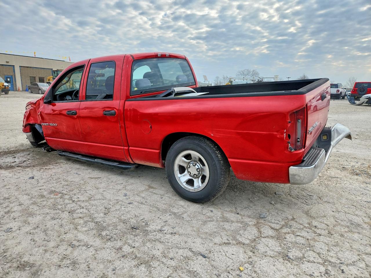 2004 DODGE RAM 1500 ST photo 3