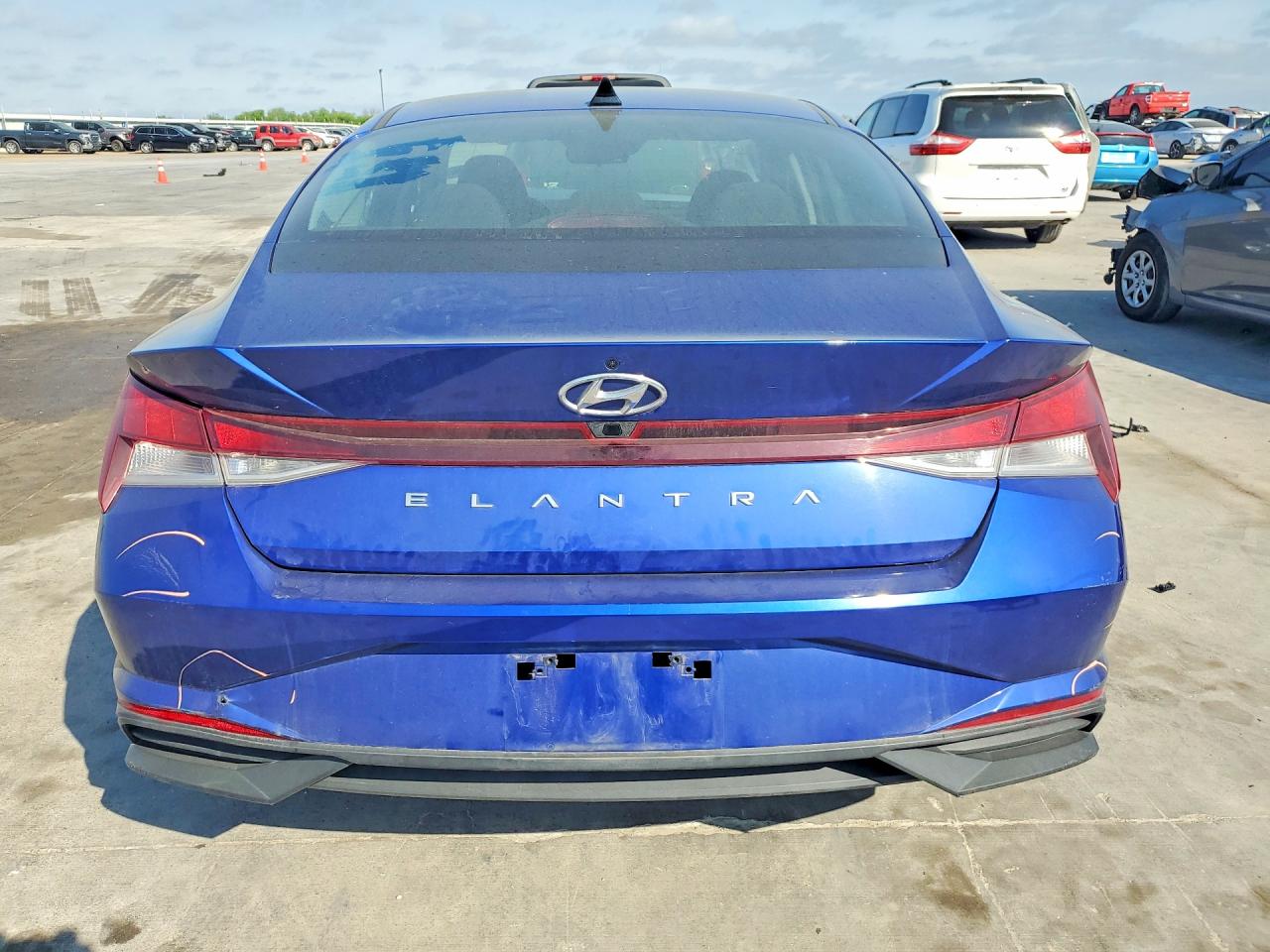 2021 HYUNDAI ELANTRA SEL photo 11